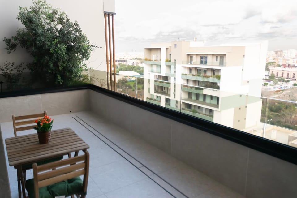 Balcony/Terrace, Balcony/Terrace