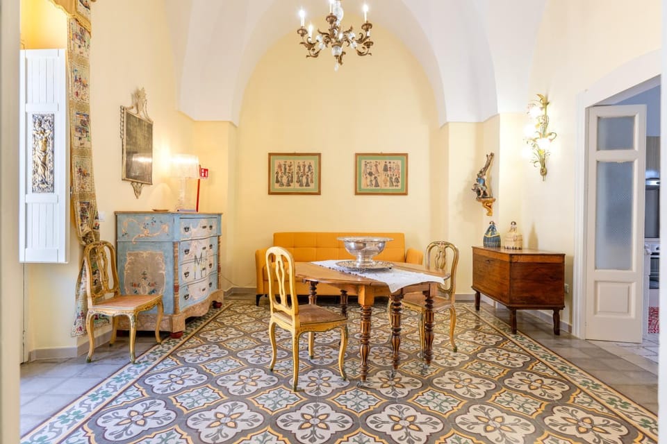 Property building, Living room
