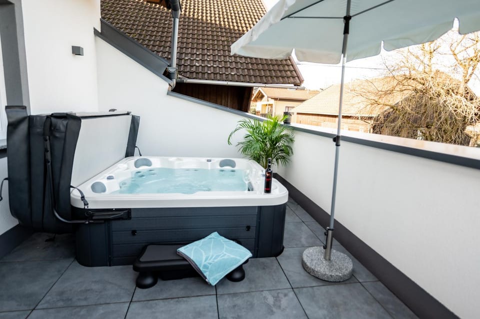 Moderne Wohnung in Seenähe! Apartment in Upper Austria