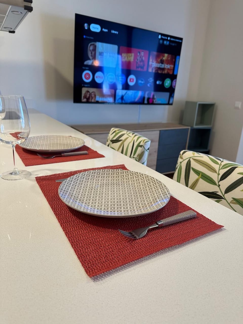 Lux Hub Spot-Νear European Uni Engomi Apartment in Nicosia City