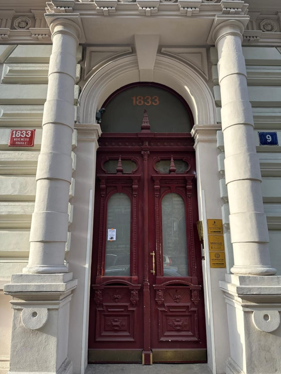 Facade/entrance, Day