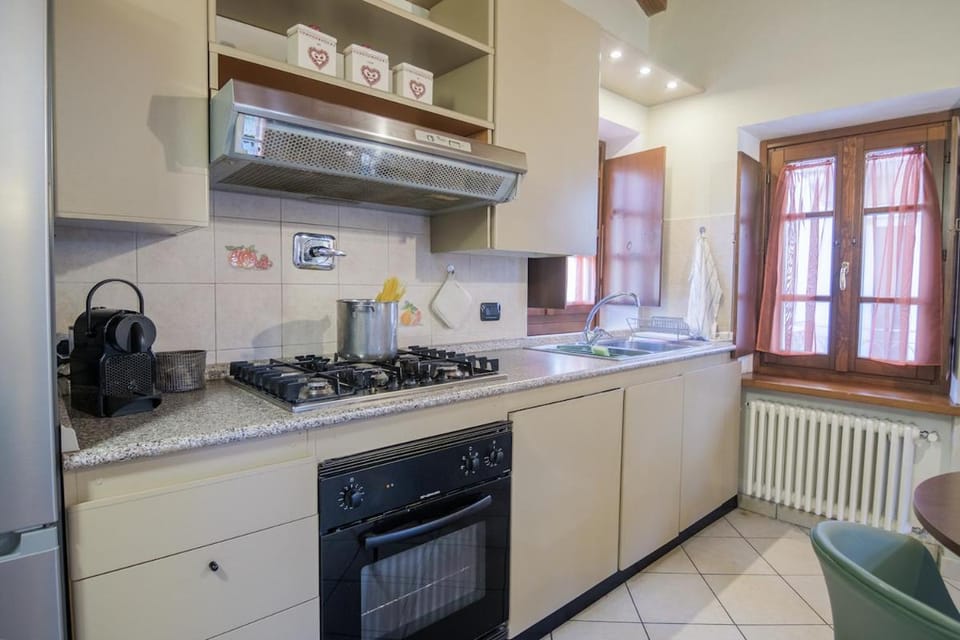 Vista Arco D'Augusto with garage Apartment in Aosta