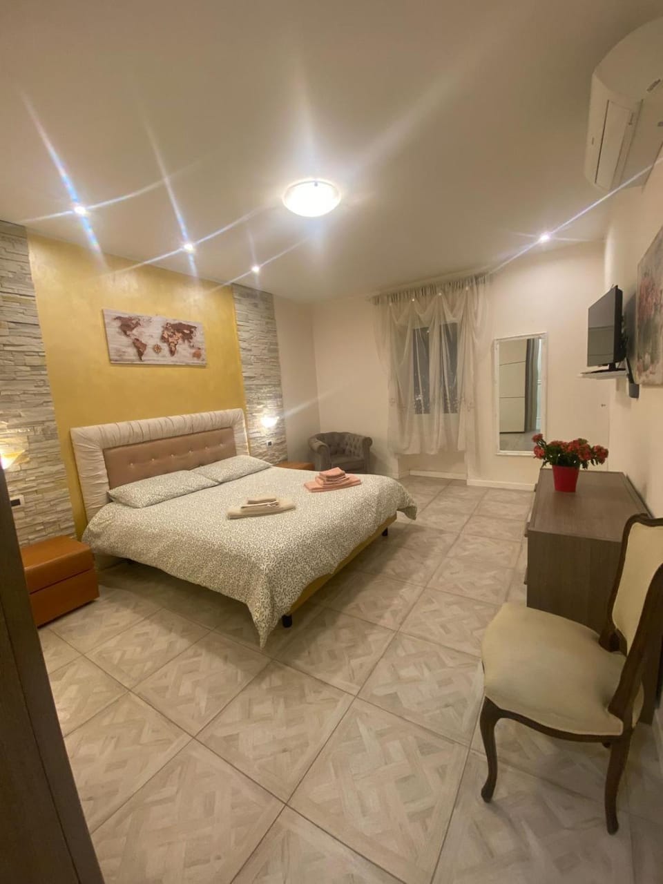 Photo of the whole room