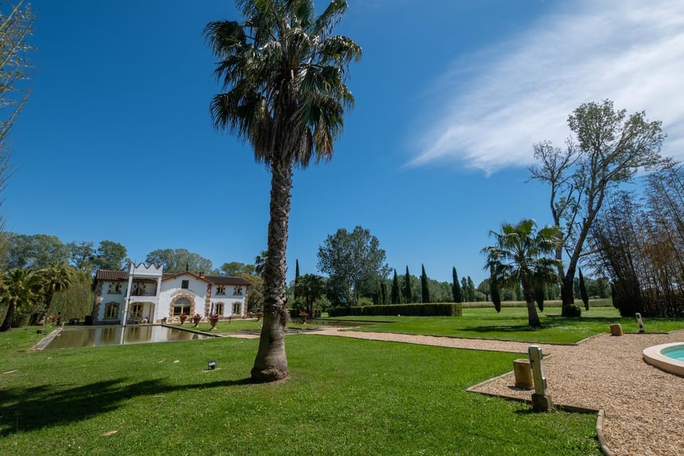 Pumper House x Eaux Claire - Piscine - 2 Jacuzzi Villa in Arles