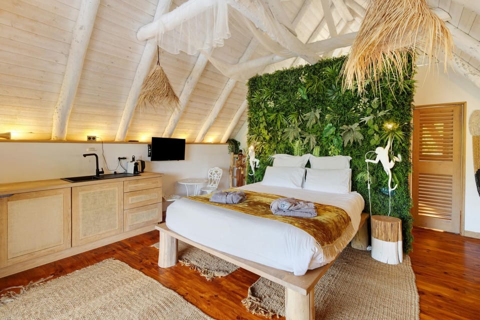 La Cabane Borneo House in Nouvelle-Aquitaine