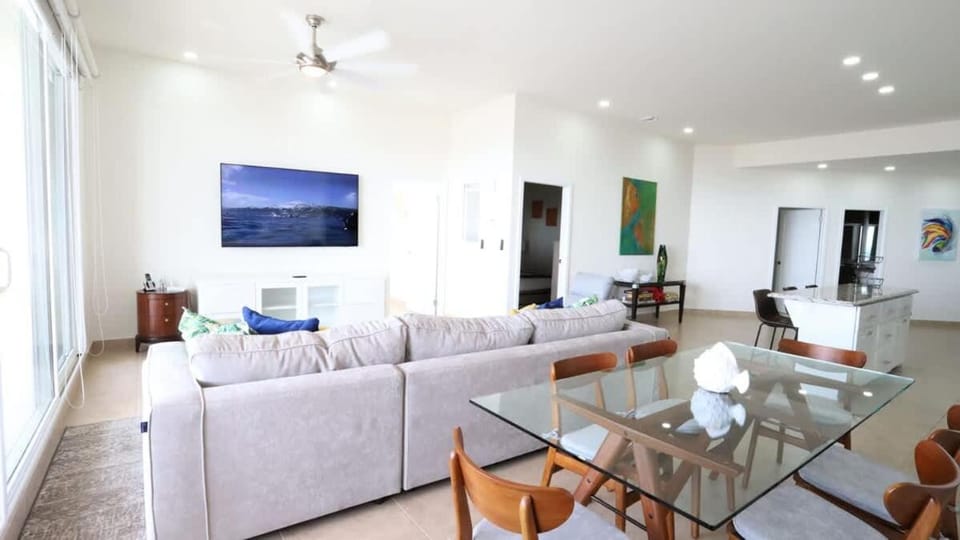 Jolla Excellence 3bd 2b Rosarito Apartment in Rosarito