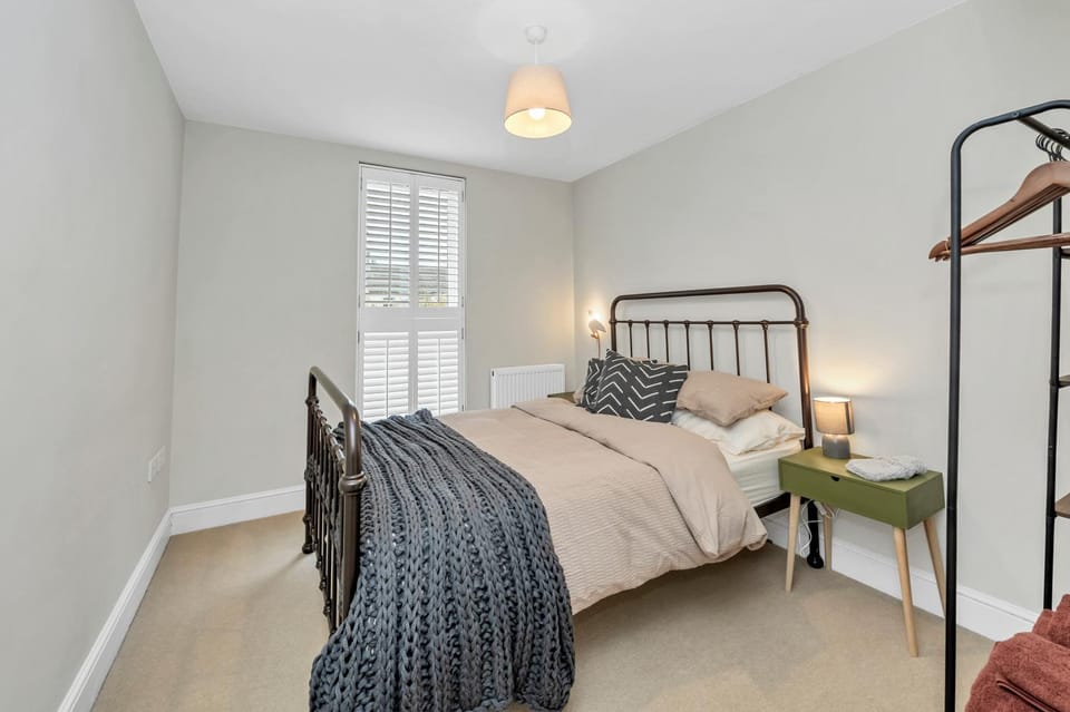 7D Albert St - sleeps 4 guests with parking on request House in Bury Saint Edmunds