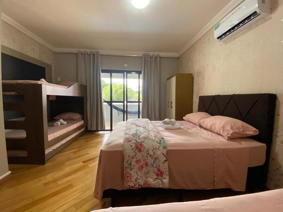Sobrado de alto padrão no centro House in Foz do Iguaçu