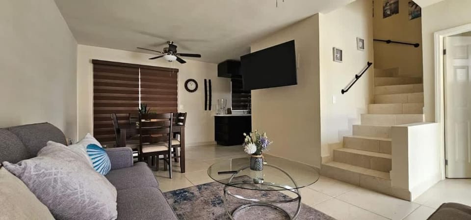 Brisas Del Mar Villa 3 BR 2 BA with pool House in Tijuana