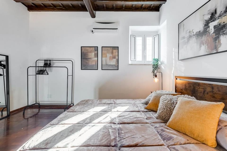 Bed, Photo of the whole room, Bedroom, air conditioner