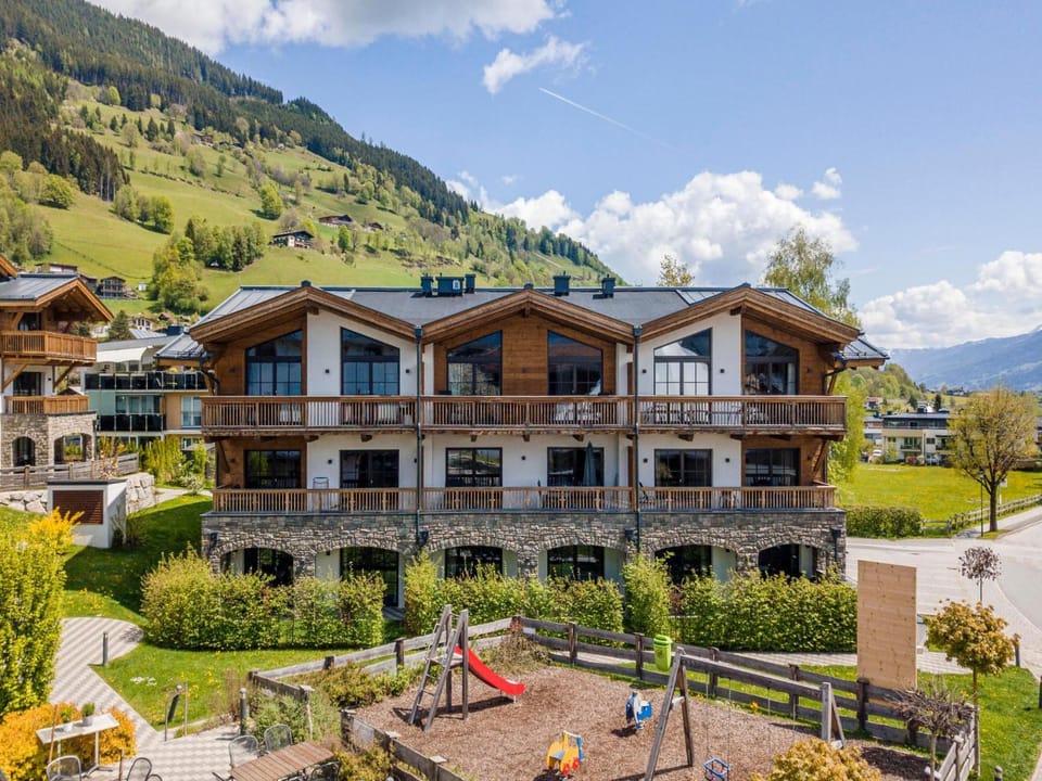 Property building, Summer