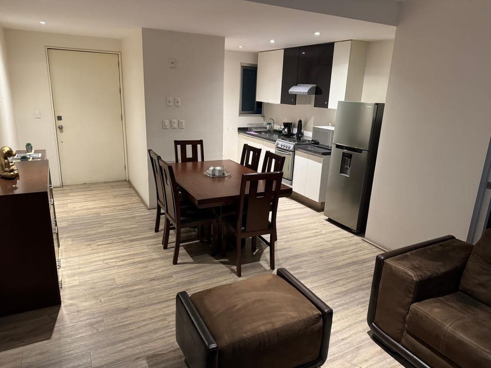 Increíble alojamiento en Santa Fe, CDMX con alberca, gym y estacionamiento Apartment in Mexico City