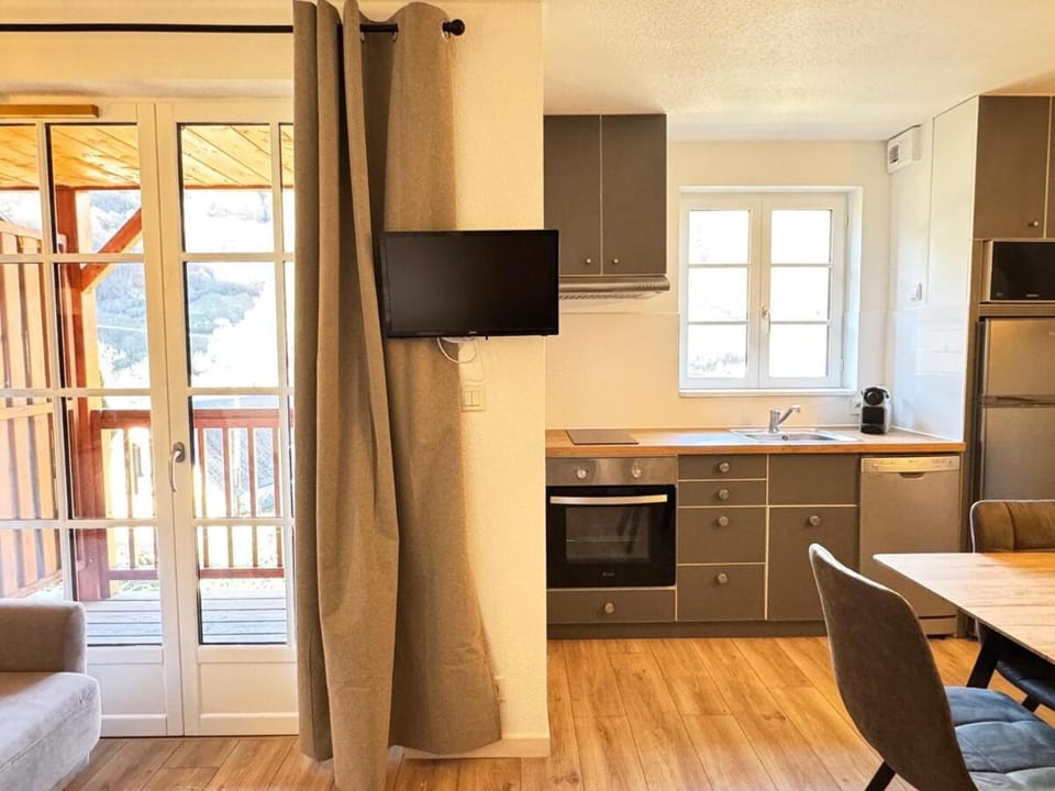joli duplex 5pers, parking et balcon Apartment in Cauterets