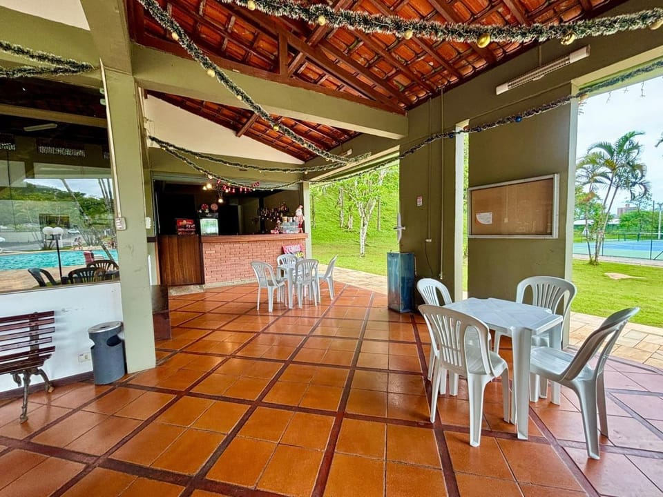 Lazer completíssimo, pura natureza, há 8 min da praia Apartment in State of São Paulo