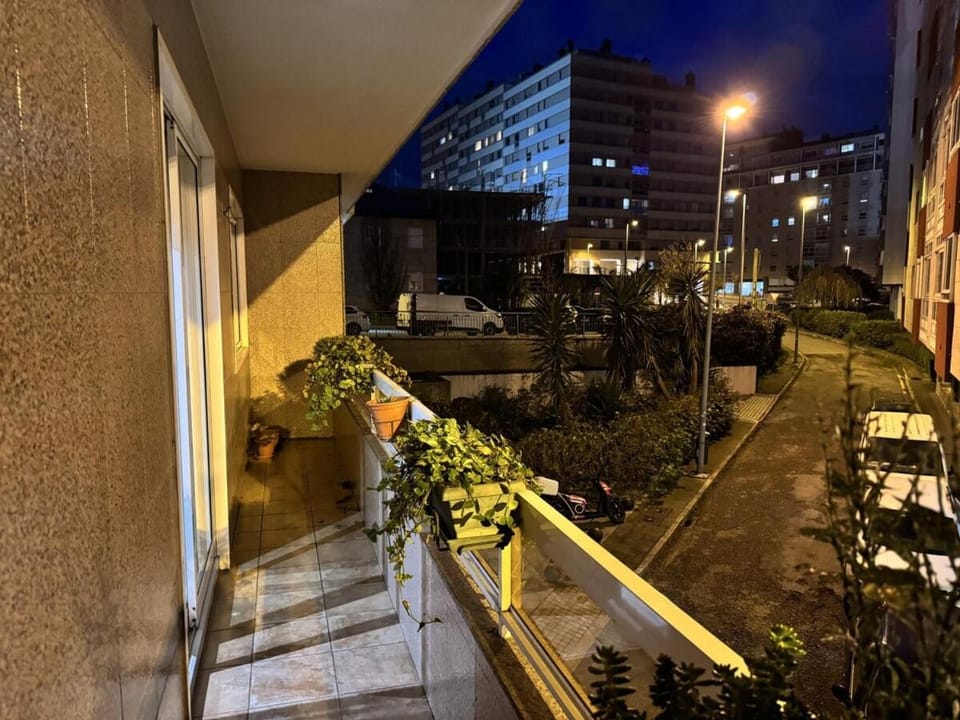 Piso 3 Hab cerca de Av Madrid con WiFi Apartment in Vigo