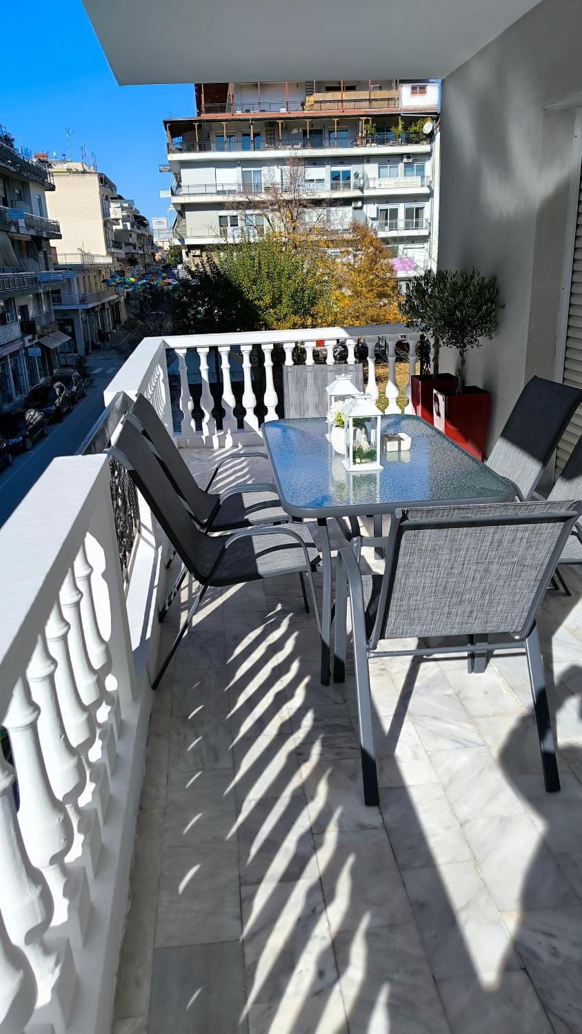 Property building, Patio, Day, View (from property/room), Balcony/Terrace, Seating area
