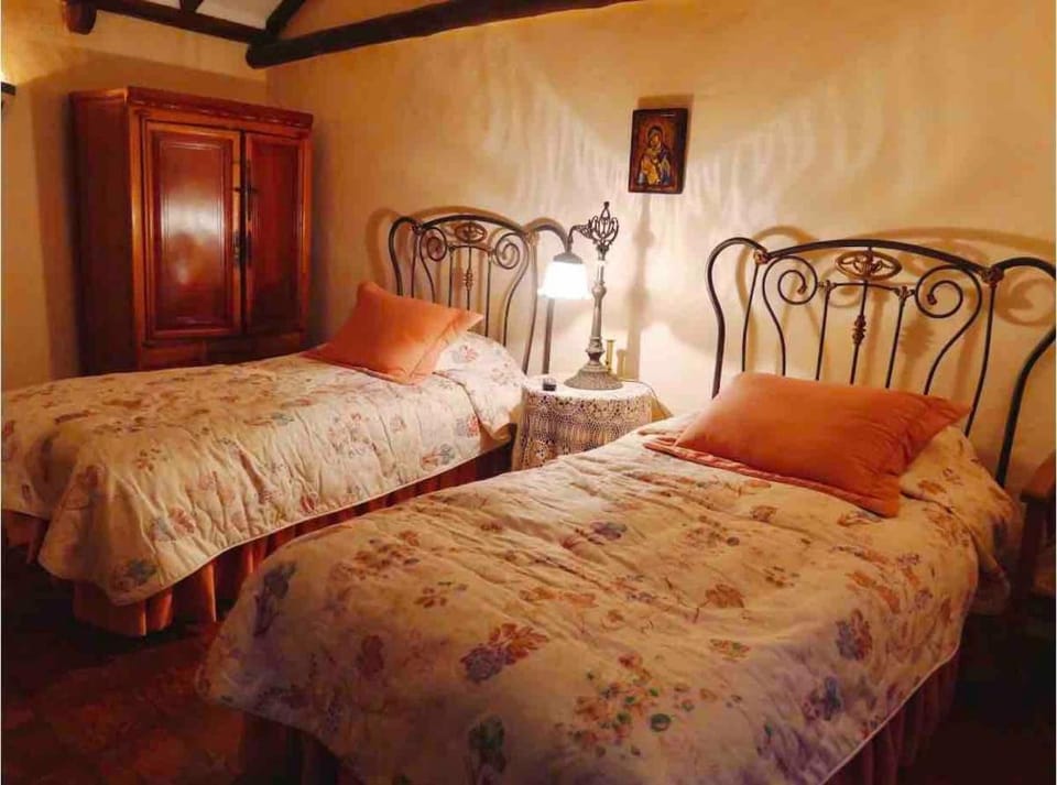 Villa exclusiva con jardín a 80m del centro Villa in Villa de Leyva