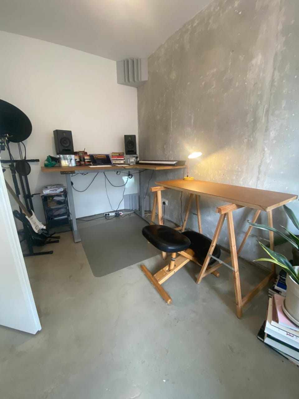 Modern Sunny Flat in Neukolln Bed and Breakfast in Berlin