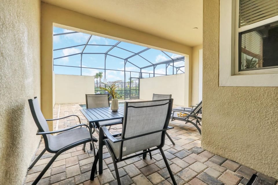 Solara Villa I 1 Minute Walk from Amenities House in Osceola County