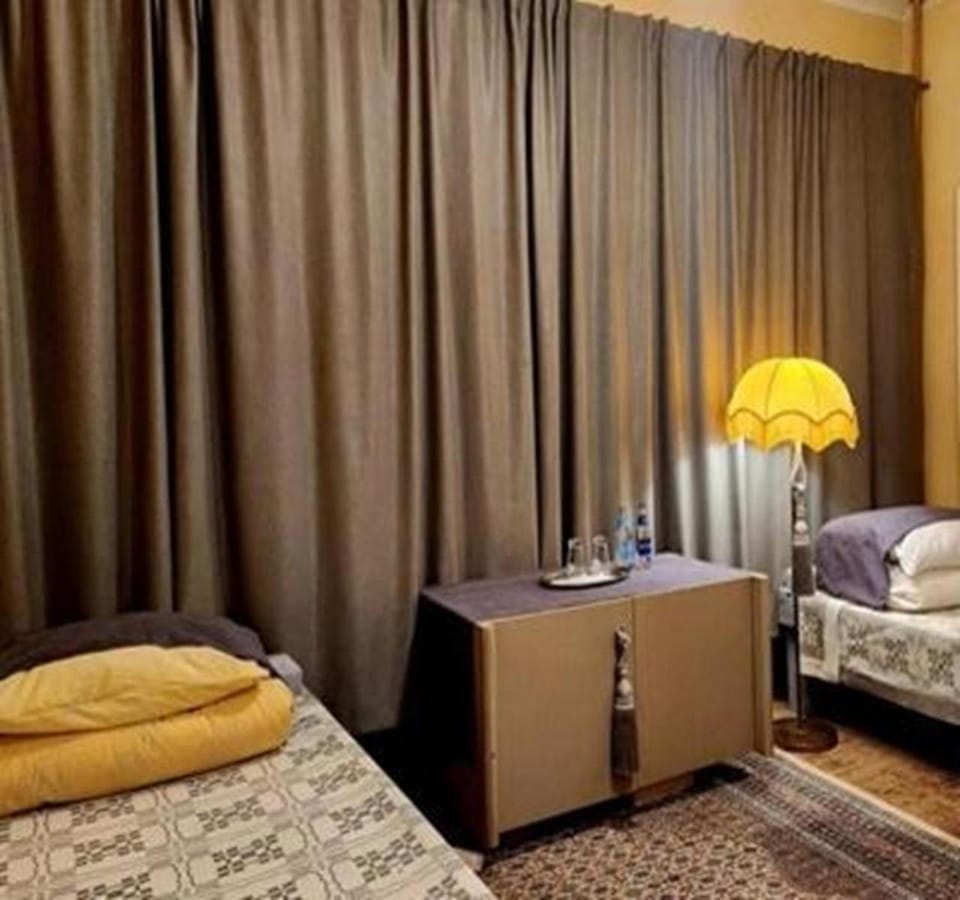 Property building, Bed, Photo of the whole room, Bedroom