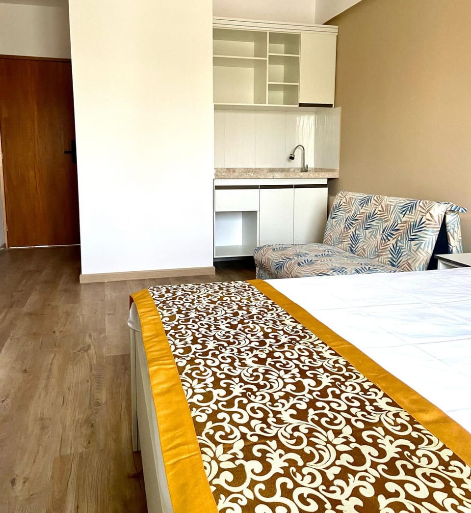 Bed, Kitchen or kitchenette, Photo of the whole room