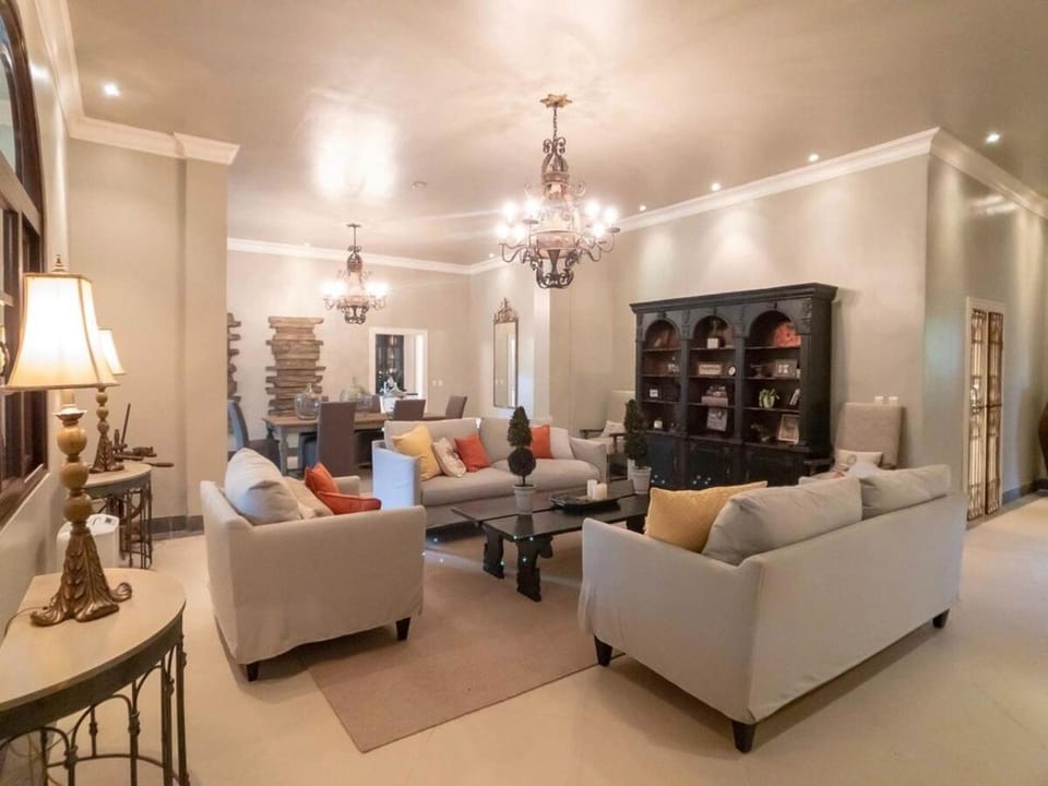 Boquete Luxury - Walk to Town Villa in Boquete