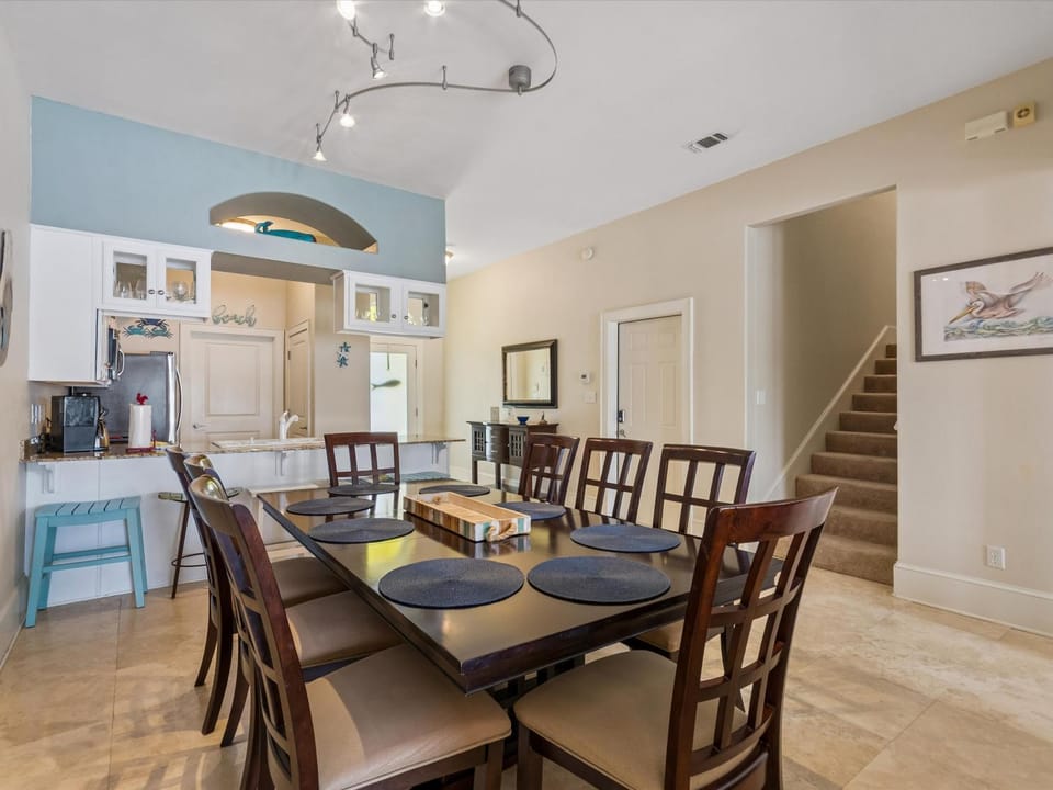 Kitchen or kitchenette, Seating area, Dining area, furniture