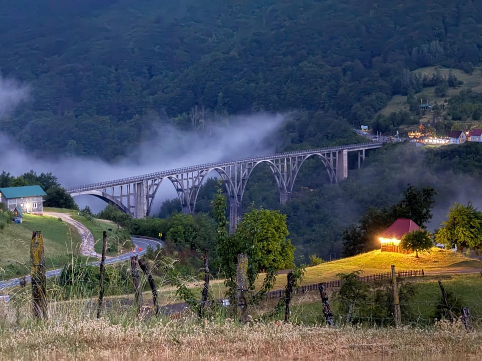 Nearby landmark, Natural landscape, Mountain view