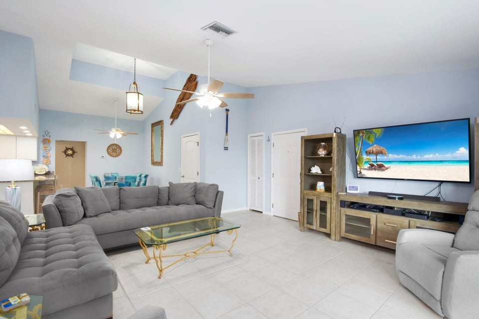 Beach Villa A by Sun Palace Vacations House in Estero Island