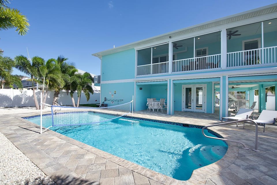 Crains Perch by Sun Palace Vacations House in Estero Island