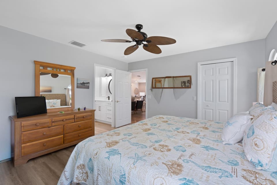 Hidden Treasure by Sun Palace Vacations House in Estero Island
