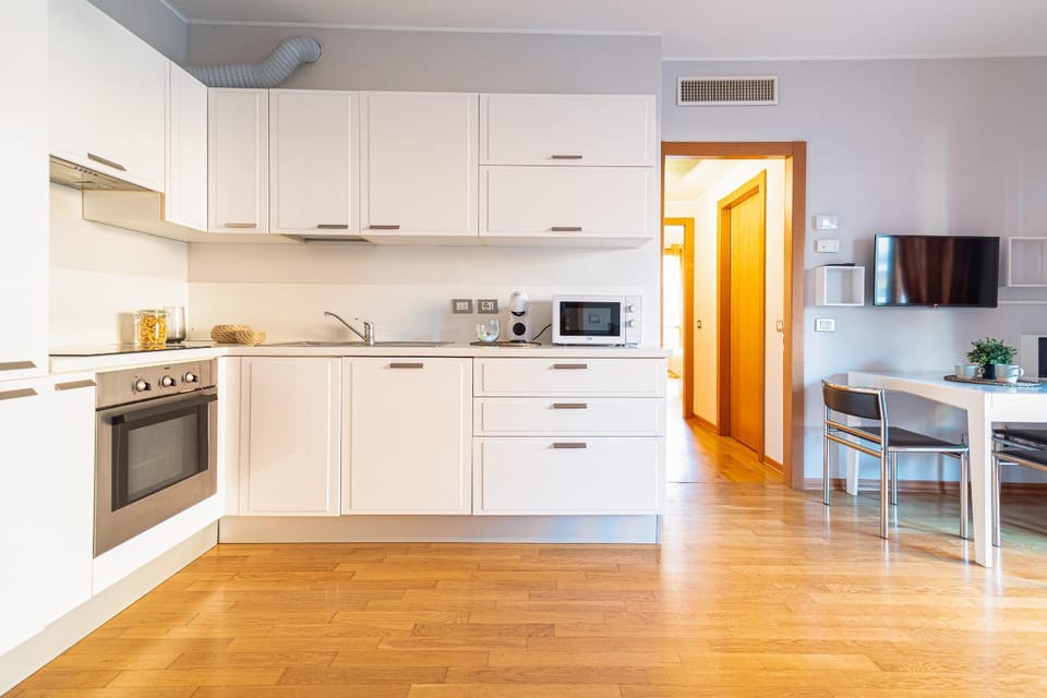 Kitchen or kitchenette, pet friendly, toaster