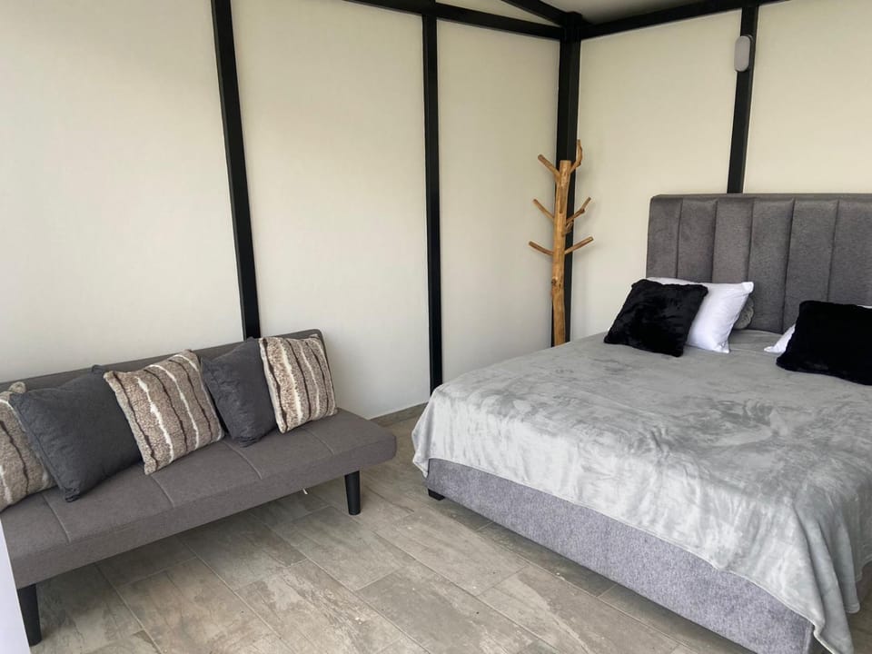 Ribs coffee rock glamping Luxury tent in Quindio, Colombia