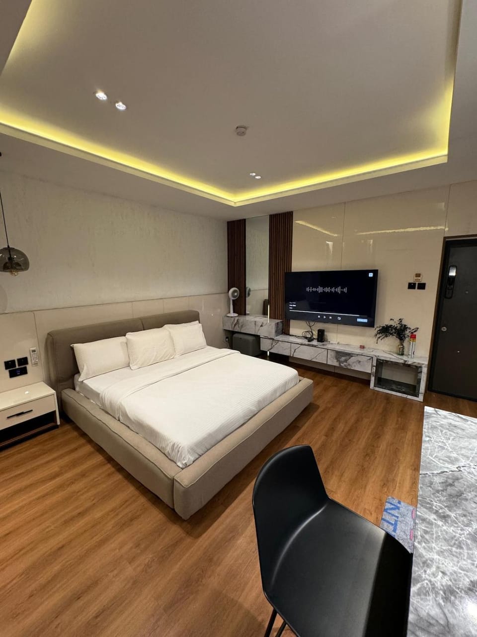 08 Luxury Apartment Apartment in Nigeria