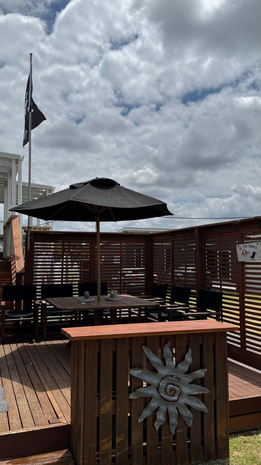 4 Bedroom Family Beach House House in Whangamatā