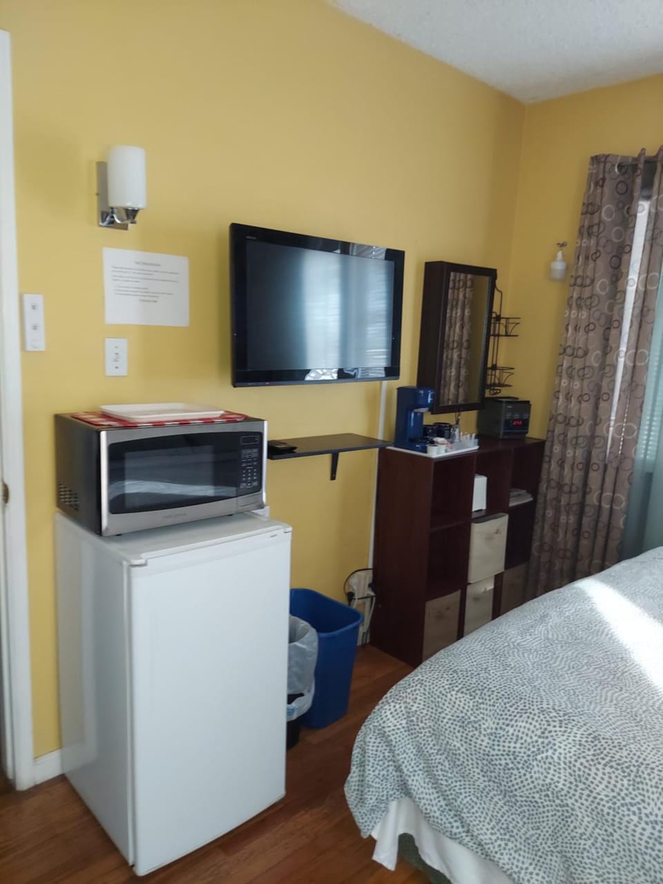 TV and multimedia, Coffee/tea facilities, microwave