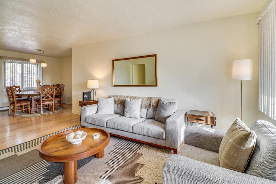 2 Mi to UNM Campus: Home in Quiet Area of ABQ House in Albuquerque