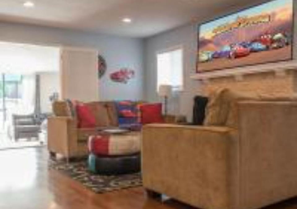 Living room, Decorative detail