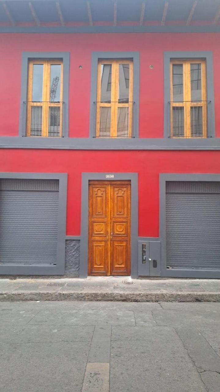 Property building, Facade/entrance