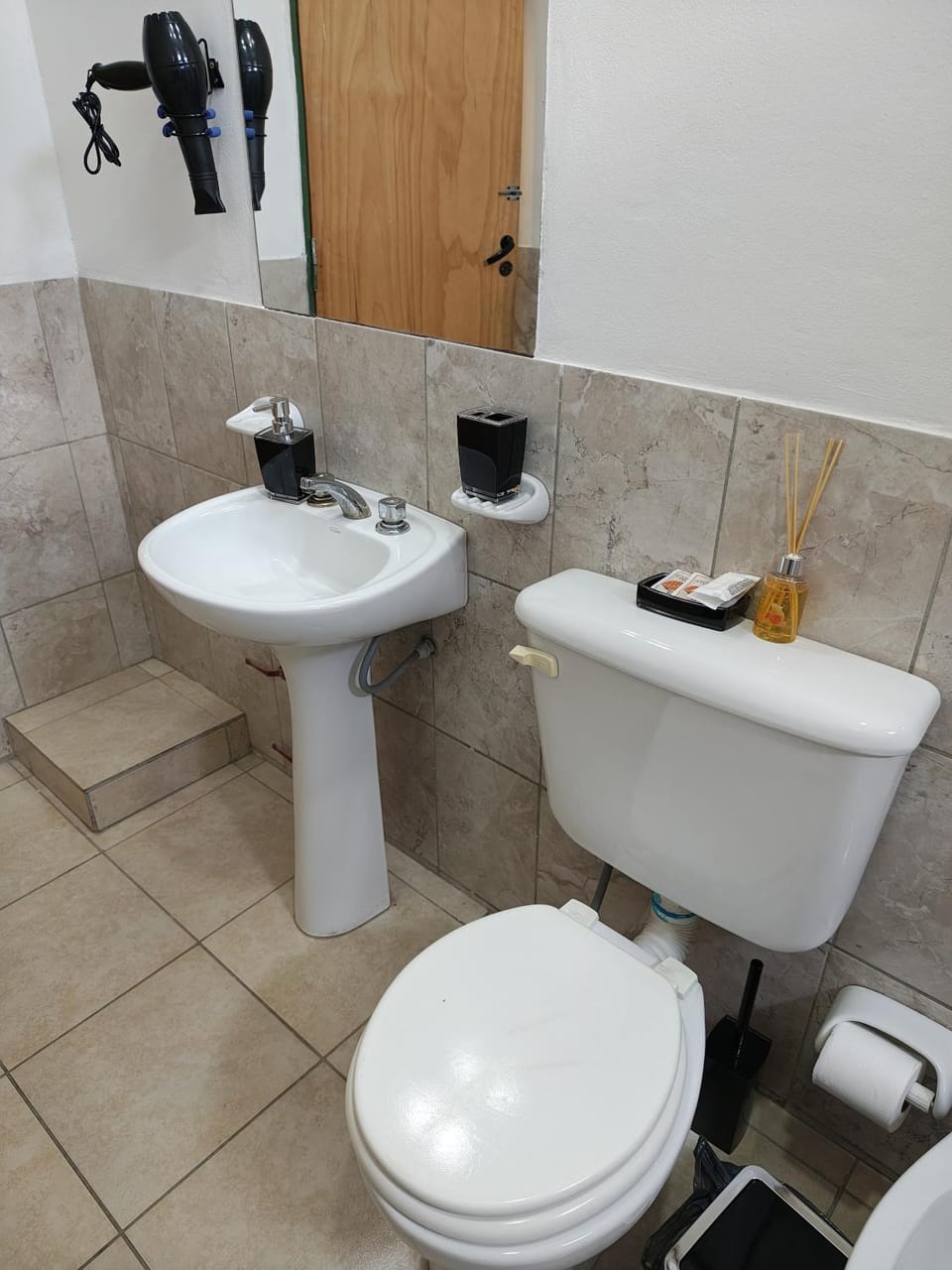 Toilet, Bathroom
