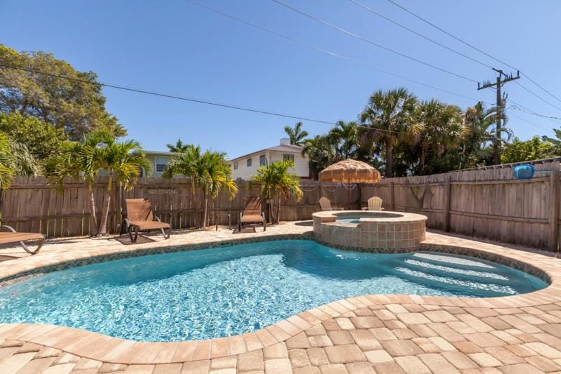 Island Charm by Sun Palace Vacations House in Estero Island