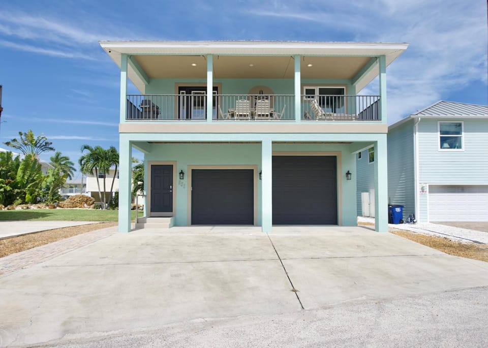 Sand Dollar on Miramar by Sun Palace Vacations House in Estero Island