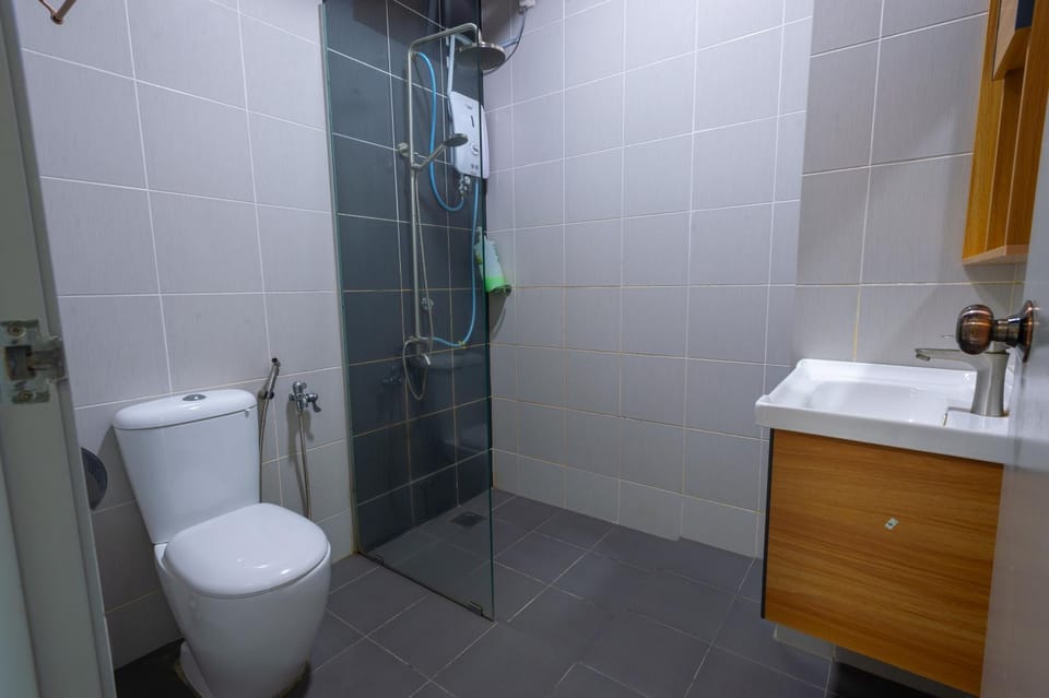 Shower, Toilet, Bathroom, bidet