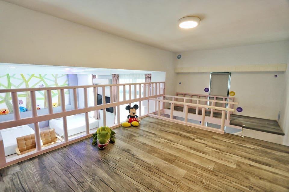 Bed, cot