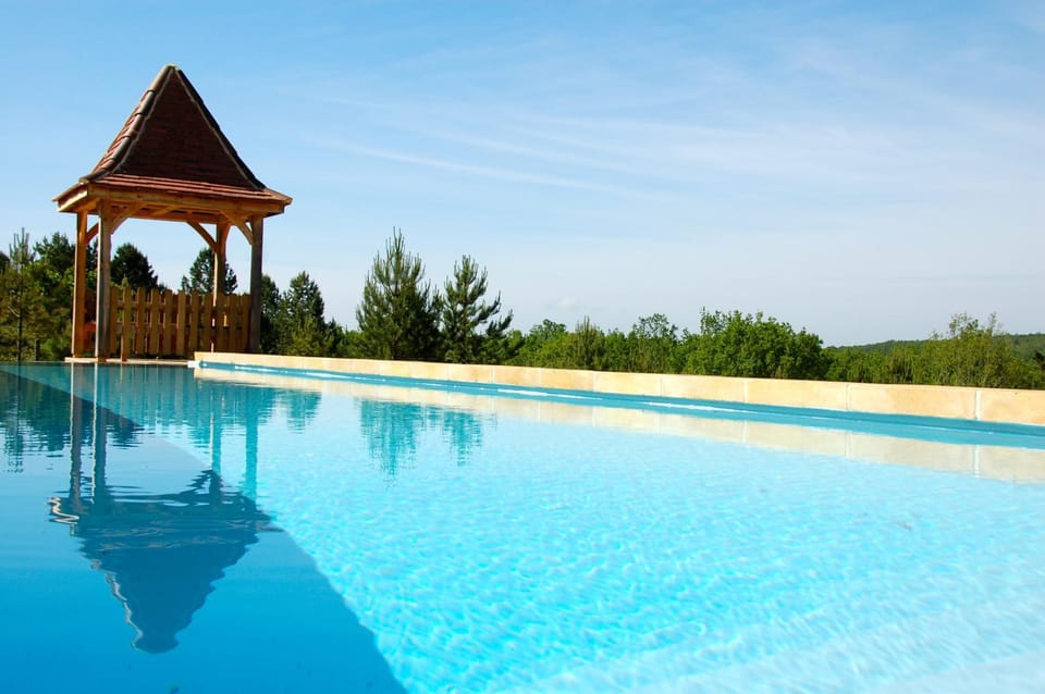 Pool view, Sunrise