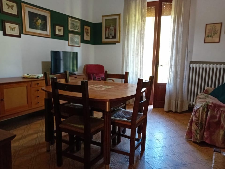 Big apartment between Bologna and Florence Apartment in Tuscany