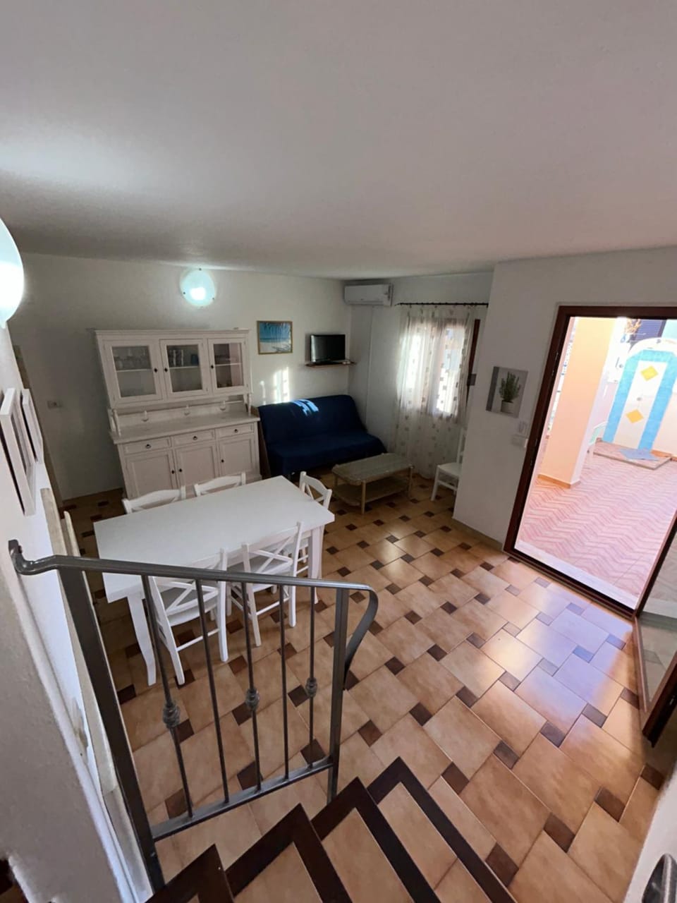 Bed, TV and multimedia, Kitchen or kitchenette, Living room, Seating area