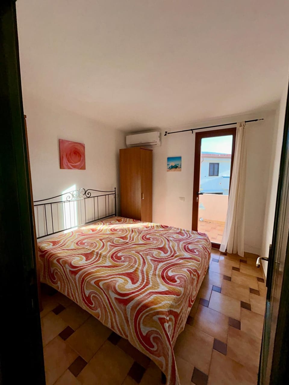 Bed, Photo of the whole room, Bedroom, wardrobe