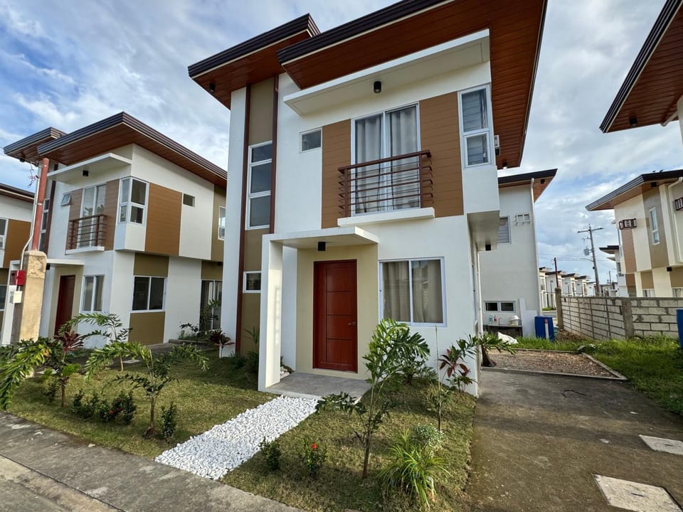 Velmiro Greens dauis Panglao - 3 bedroom apartment unit P1112 Apartment in Central Visayas
