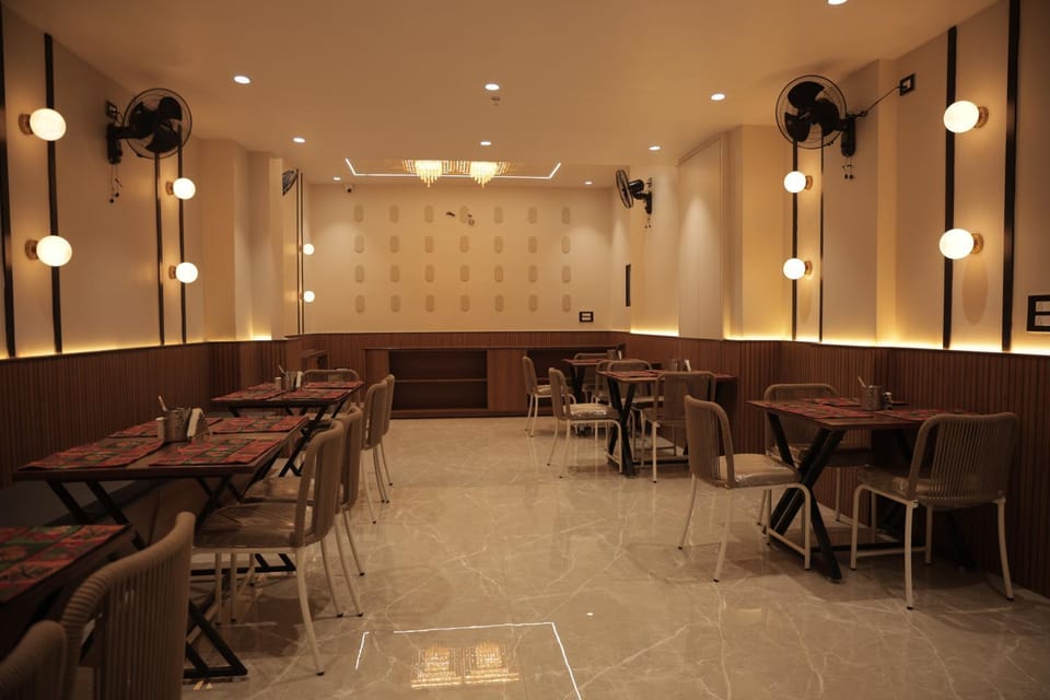 Restaurant/places to eat, Seating area